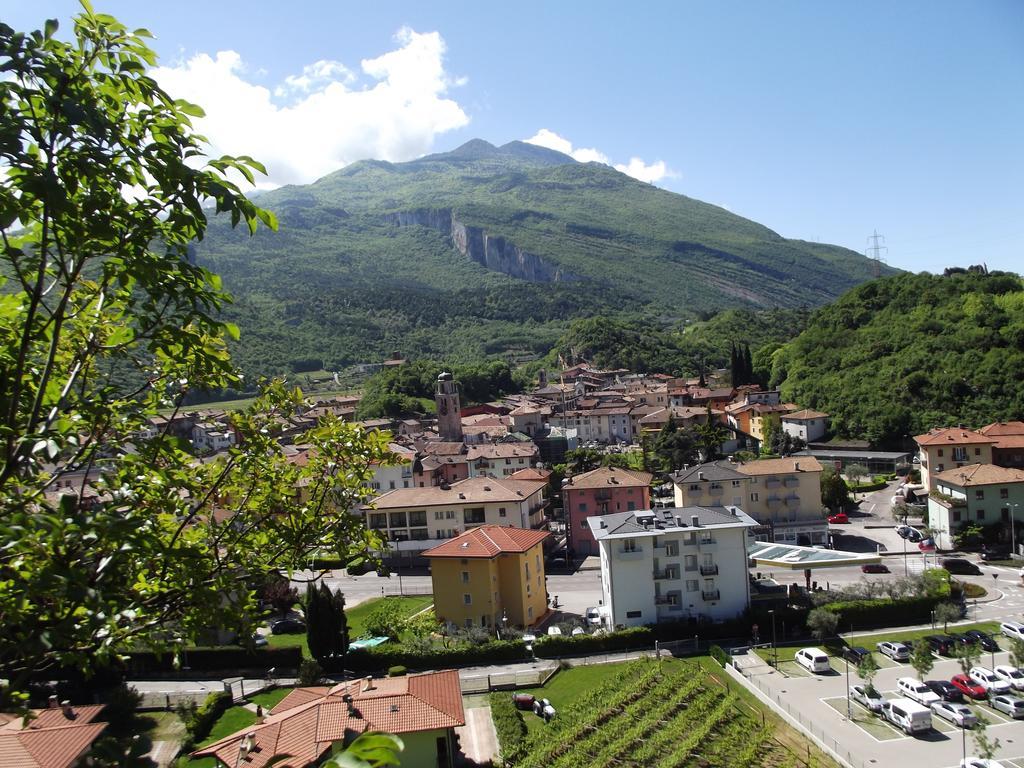 Albergo Garni Francesco Torbole Sul Garda Exteriör bild